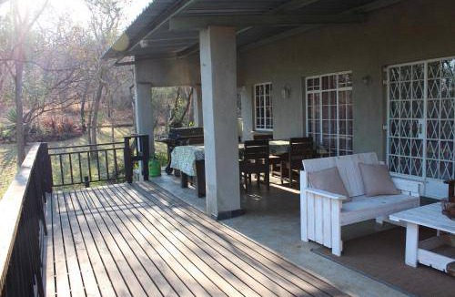 Nelspruit House | 110 m² House ∙ 3 bedrooms ∙ 5 guests