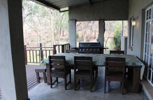 Nelspruit House | 110 m² House ∙ 3 bedrooms ∙ 5 guests