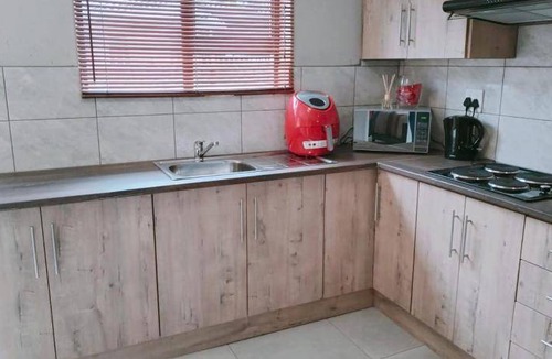 Secunda Apartment | 112 m² Apartment ∙ 1 bedroom ∙ 2 guests
