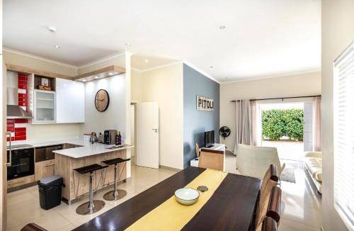 Beacon Bay Hotel | 114 m² Hotel ∙ 2 bedrooms ∙ 4 guests
