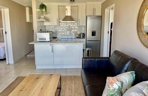 Westcliff Apartment | 119 Hermanus BeachClub