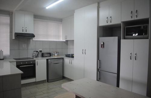 Kingsborough Apartment | 12 Capri