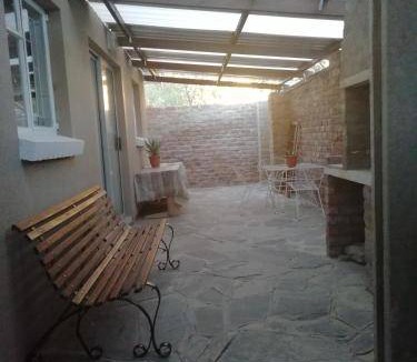 Beaufort West Apartment | 12 m² Apartment ∙ 1 bedroom ∙ 2 guests