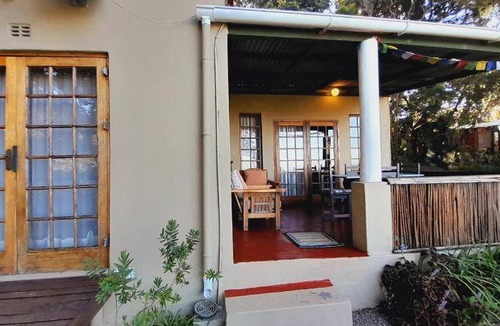 Port St Johns Cabin | 12 m² Lodge ∙ 2 bedrooms ∙ 4 guests