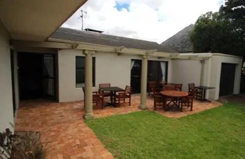 Saldanha House | 12 on Beach Guest House