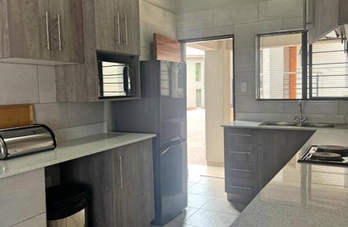 Nelspruit Apartment | 120 m² Apartment ∙ 3 bedrooms ∙ 6 guests