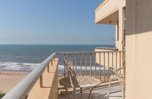 Amanzimtoti Apartment | 120 m² Apartment ∙ 2 bedrooms ∙ 4 guests