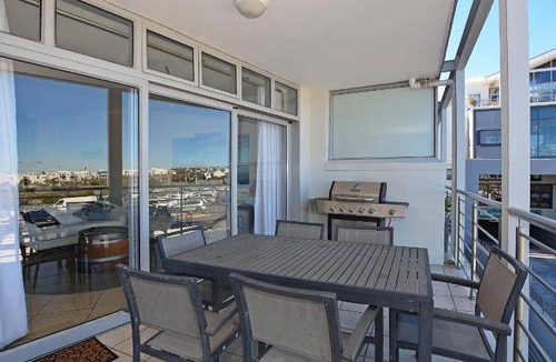 Big Bay Apartment | 120 m² Apartment ∙ 3 bedrooms ∙ 6 guests