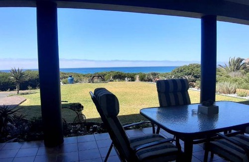 Kleinbaai Apartment | 120 m² Apartment ∙ 2 bedrooms ∙ 4 guests