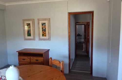 Franskraal Apartment | 120 m² Apartment ∙ 2 bedrooms ∙ 4 guests