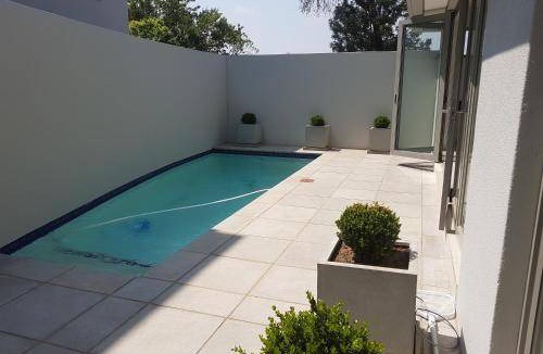 Sandown Apartment | 120 m² Apartment ∙ 2 bedrooms ∙ 4 guests