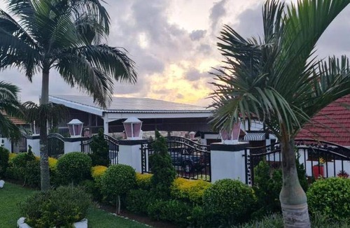 Bluff Bed & Breakfast | 120 m² Bed and breakfast ∙ 5 bedrooms ∙ 10 guests