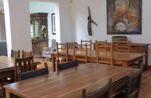 Greater Johannesburg Metropolitan Area Bed & Breakfast | 120 m² Bed and breakfast ∙ 2 bedrooms ∙ 127 guests