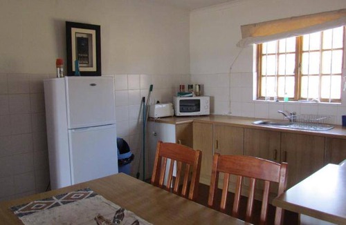 Fouriesburg House | 120 m² Farmhouse ∙ 4 bedrooms ∙ 8 guests