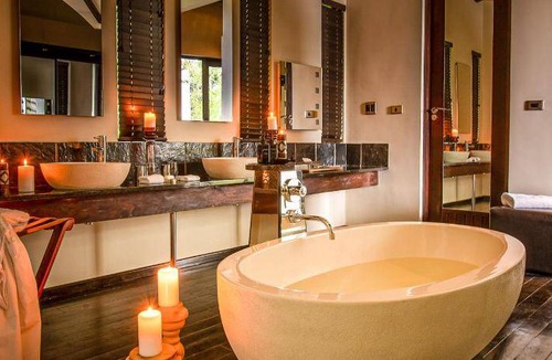 Buffalo Hills Game Reserve Hotel | 120 m² Hotel ∙ 2 bedrooms ∙ 127 guests