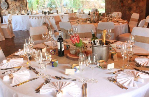 Beestekraal Cabin | 120 m² Lodge ∙ 4 bedrooms ∙ 10 guests