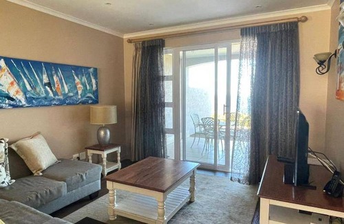 Pinnacle Point Villa | 120 m² Villa ∙ 2 bedrooms ∙ 4 guests