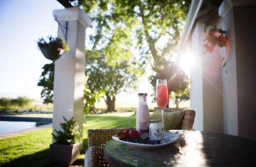 Wellington House | 1200 m² Farmhouse ∙ 4 bedrooms ∙ 8 guests