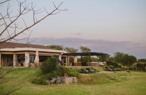 Pongola Cabin | 1200 m² Lodge ∙ 5 bedrooms ∙ 10 guests