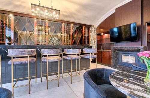 Greater Johannesburg Metropolitan Area Villa | 122 on Sherwell