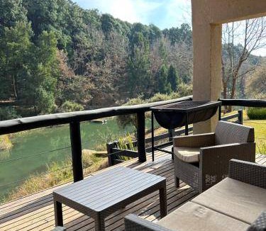Haenertsburg House | 125 m² Farmhouse ∙ 2 bedrooms ∙ 5 guests