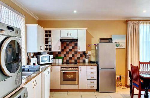 Pinnacle Point Apartment | 128 m² Apartment ∙ 2 bedrooms ∙ 4 guests