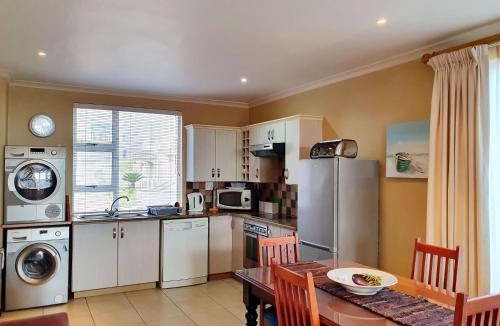 Pinnacle Point Apartment | 128 m² Apartment ∙ 2 bedrooms ∙ 4 guests