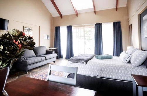 Bethlehem Apartment | 128 m² Apartment ∙ 1 bedroom ∙ 2 guests