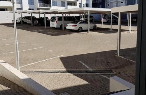Sandown Apartment | 128 Patricia Road, Sandown extention3