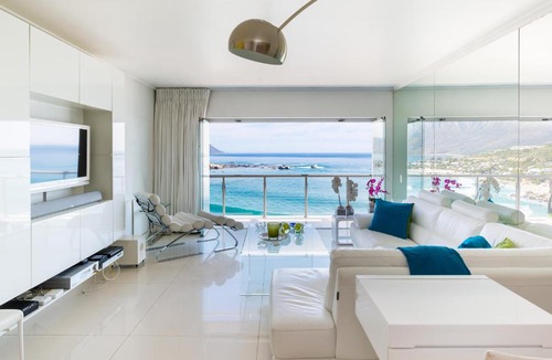 Clifton Apartment | 13 Dunmore : Pam Golding Properties