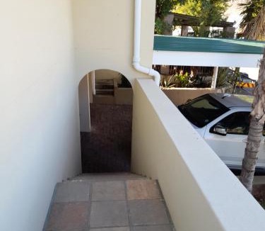 Springbok House | 13 Steps