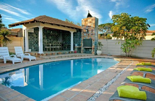 Somerset West Apartment | 130 m² Apartment ∙ 2 bedrooms ∙ 127 guests