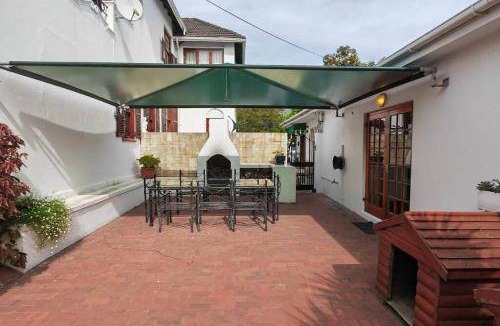 Rondebosch Apartment | 130 m² Apartment ∙ 2 bedrooms ∙ 4 guests