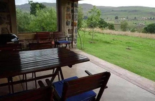 Dullstroom House | 132 m² House ∙ 2 bedrooms ∙ 4 guests
