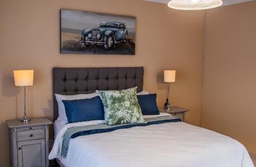 Vredefort House | 137 Vaal De Grace Golf Estate