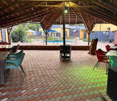 Germiston Apartment | 14 m² Apartment ∙ 4 guests