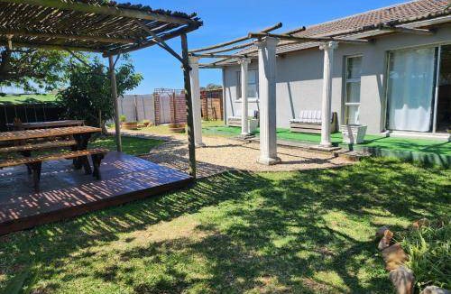 Ottery Bed & Breakfast | 14 m² Bed and breakfast ∙ 5 bedrooms ∙ 10 guests