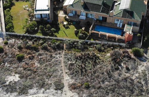 Melkbosstrand House | 14 Penguin Place, Melkbosstrand