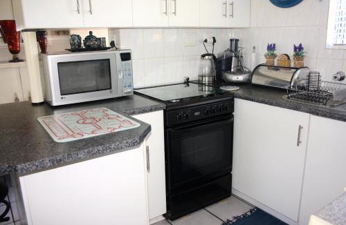 Hermanus Apartment | 142 hermanus beach club