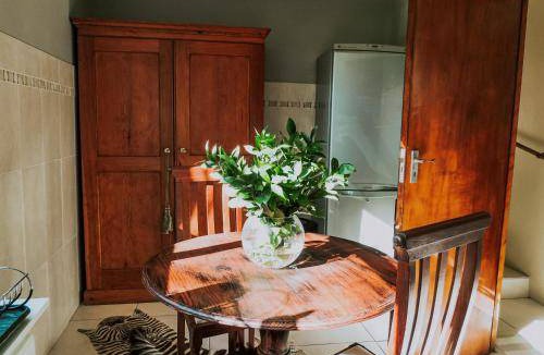 Blue Crane Route Bed & Breakfast | 15 m² Bed and breakfast ∙ 2 guests