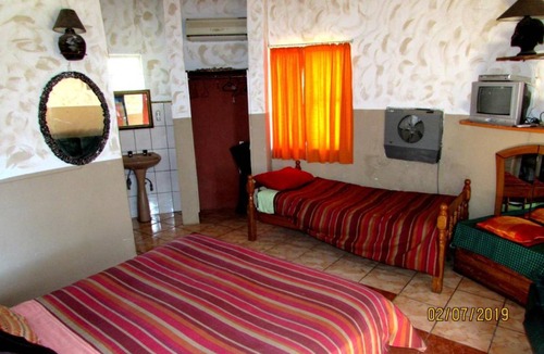 Thorny Bush Game Reserve Resort | 15 m² Private room ∙ 1 bedroom ∙ 5 guests
