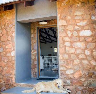 Broederstroom Apartment | 150 m² Apartment ∙ 2 bedrooms ∙ 4 guests