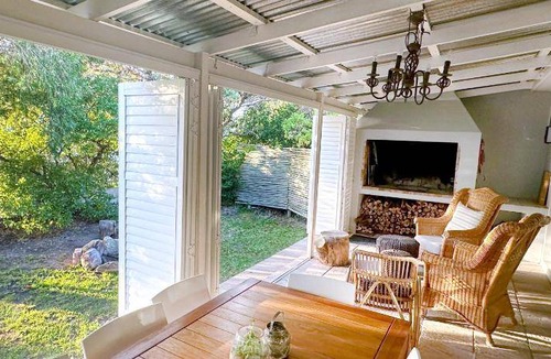 Onrus House | 150 m² House ∙ 3 bedrooms ∙ 6 guests