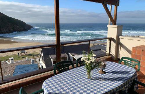 Herolds Bay House | 150 m² House ∙ 4 bedrooms ∙ 7 guests