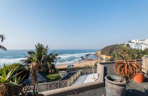 Shaka's Rock House | 150 m² House ∙ 4 bedrooms ∙ 12 guests