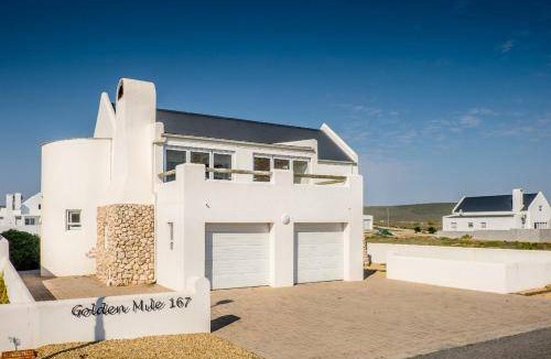 Stompneusbaai Villa | 150 m² Villa ∙ 3 bedrooms ∙ 6 guests