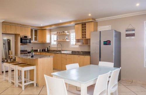 Stompneusbaai Villa | 150 m² Villa ∙ 3 bedrooms ∙ 6 guests