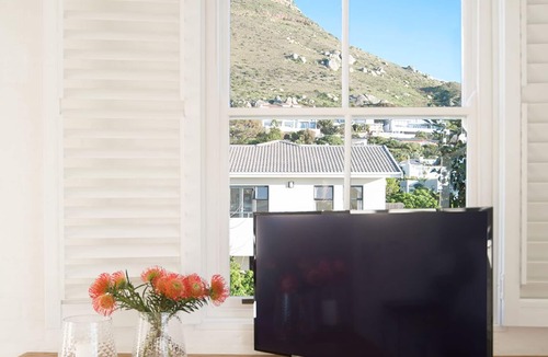 Hout Bay Villa | 150m to the most beautiful beach of Cape Town - Llandudno Beach