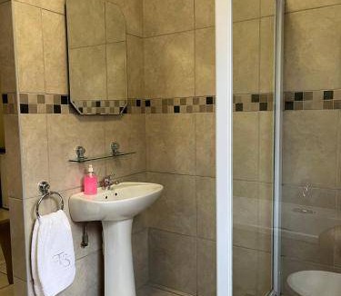 Brandwag Bed & Breakfast | 16 m² Bed and breakfast ∙ 3 guests