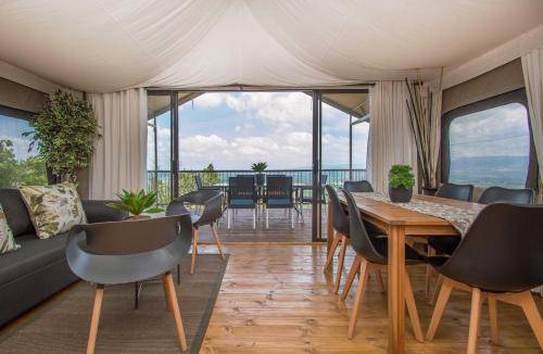 Hekpoort House | 16 m² House ∙ 6 bedrooms ∙ 12 guests